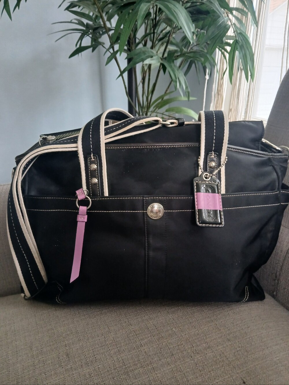 Black Women's Coach Diaper Bag Tote Bag with L8lac Accent